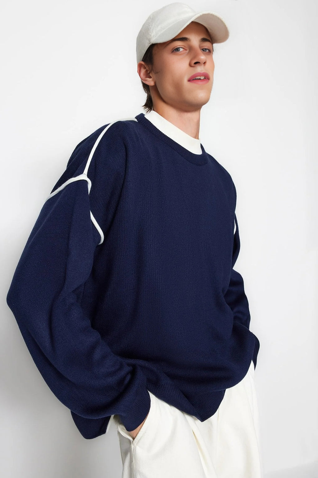 Crew Neck Knit Sweater with Piping Detail