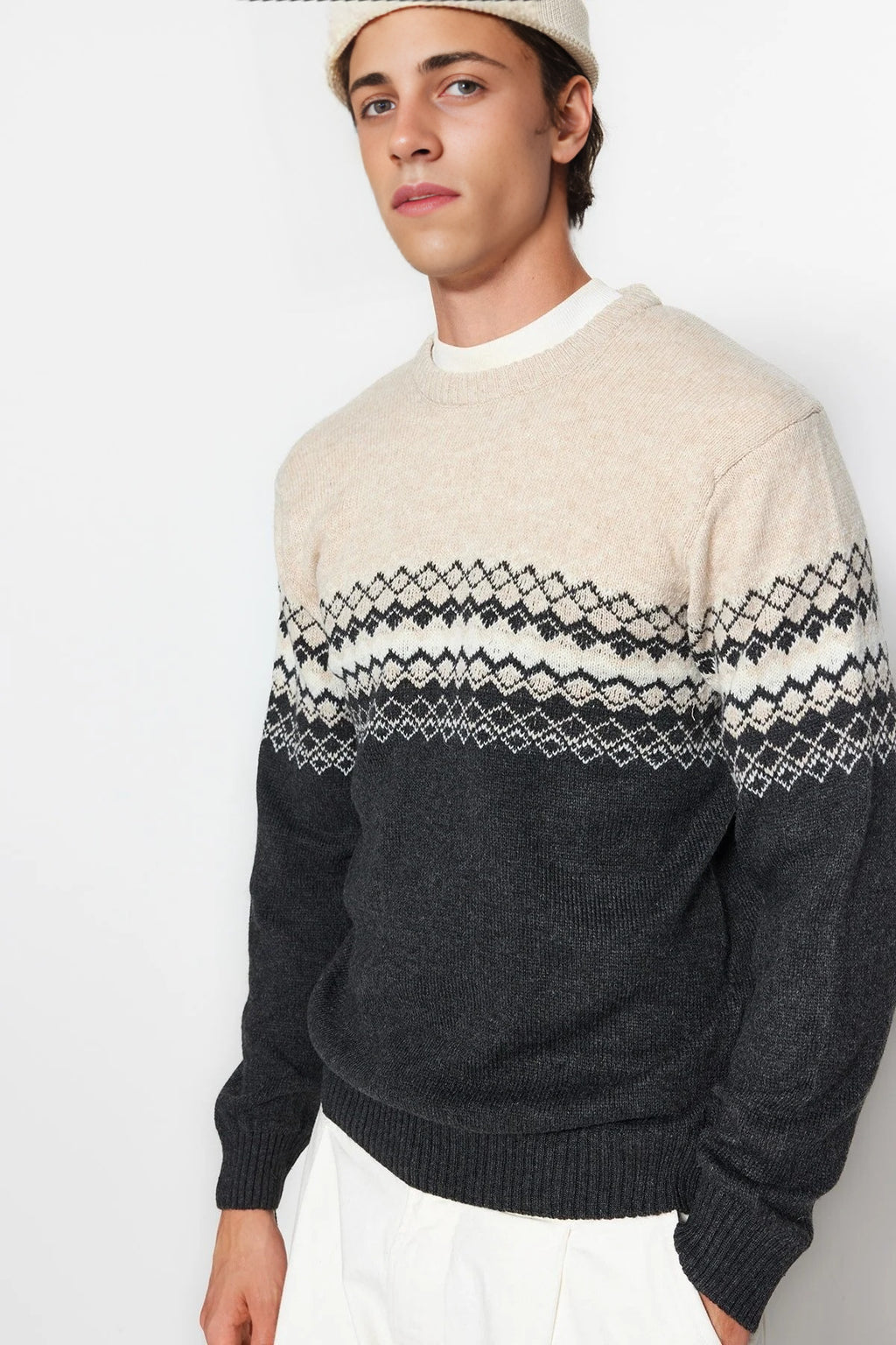 Crew Neck Ethnic Knit Sweater