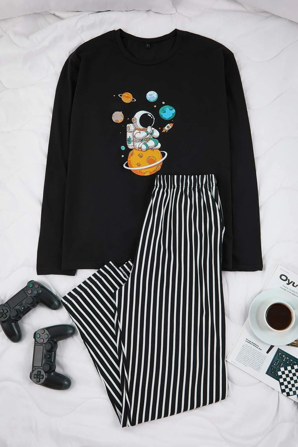 2-Piece Cotton Long Sleeve Pajama Set with Astronaut Print and Stripe Detail