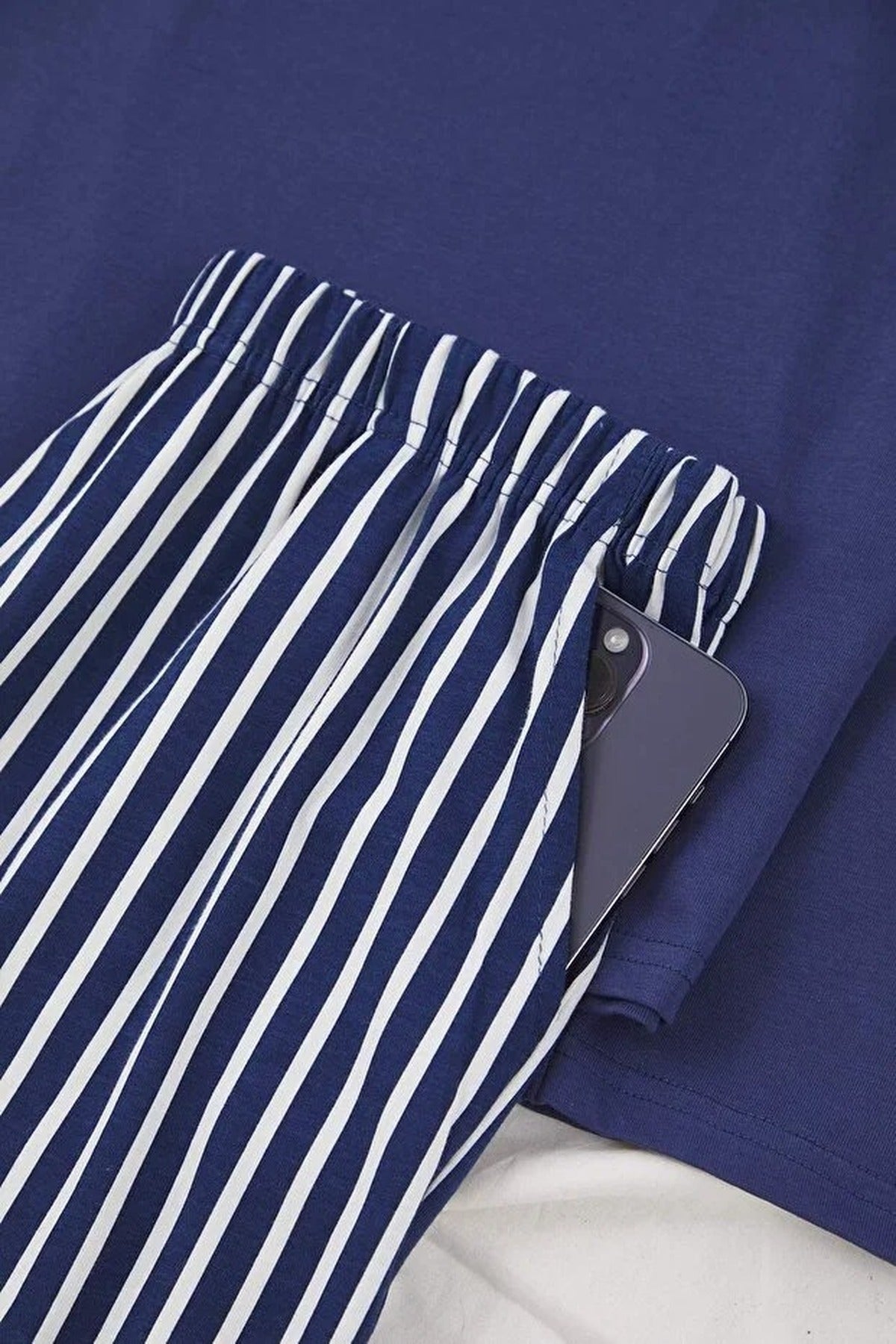 2-Piece Cotton Long Sleeve Pajama Set with Astronaut Print and Stripe Detail