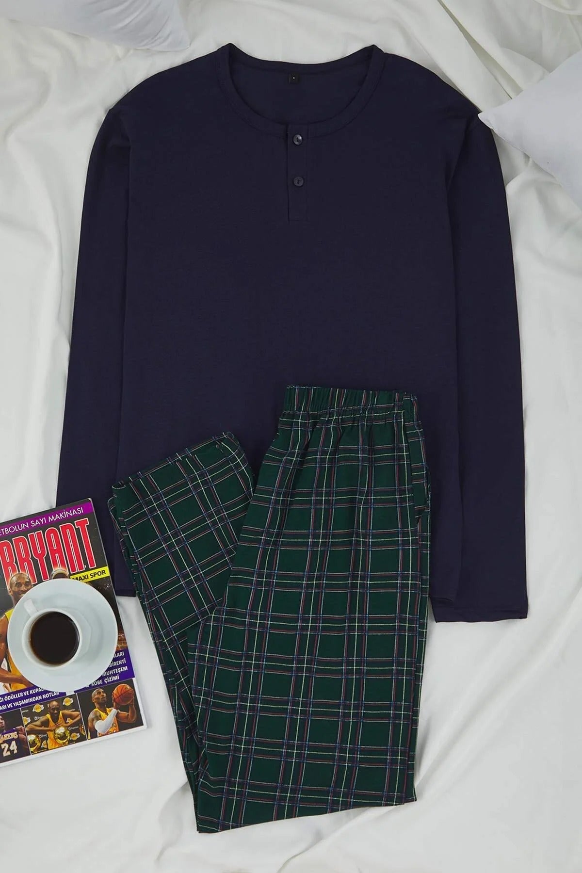 2-Piece Regular Button-Down Collar Argyle Knit Pajama Set