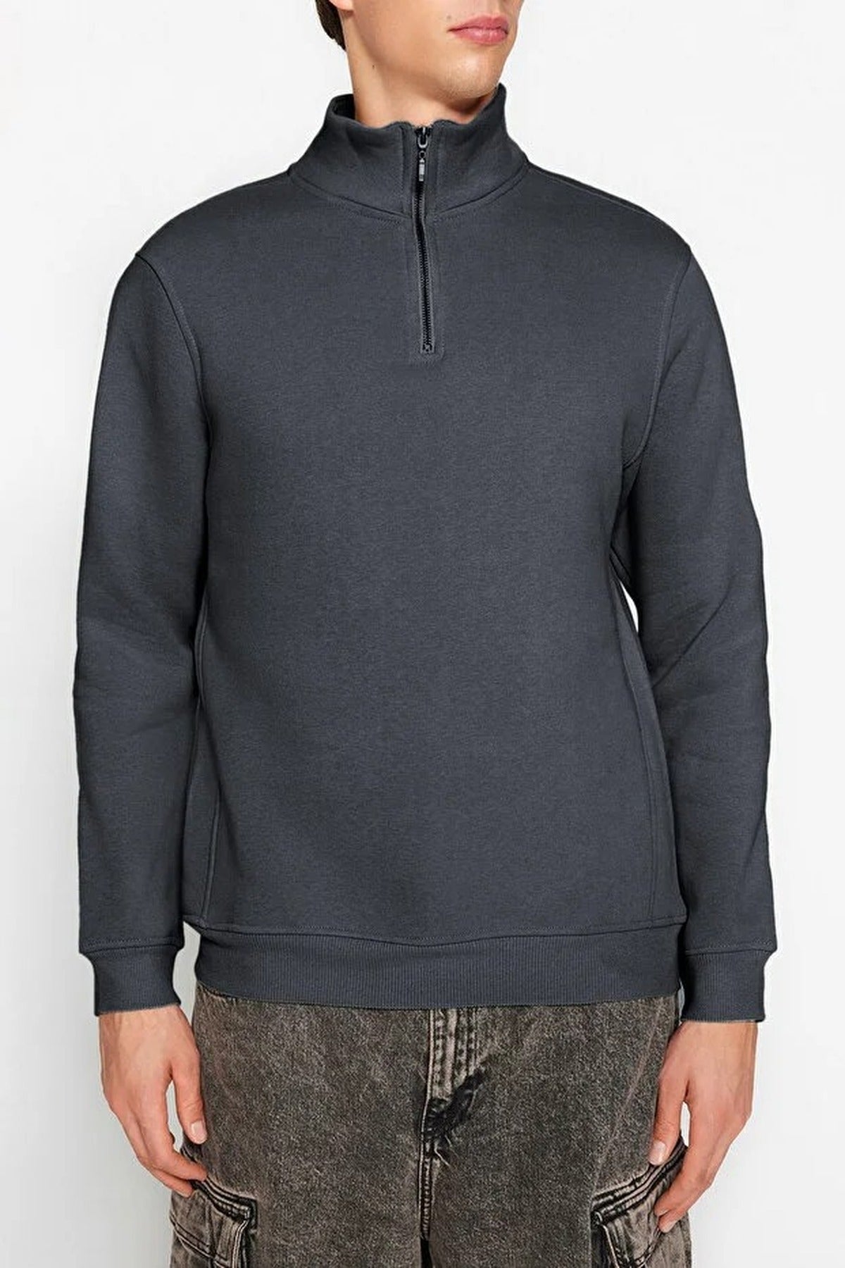 Stand Collar Zippered Basic Sweatshirt