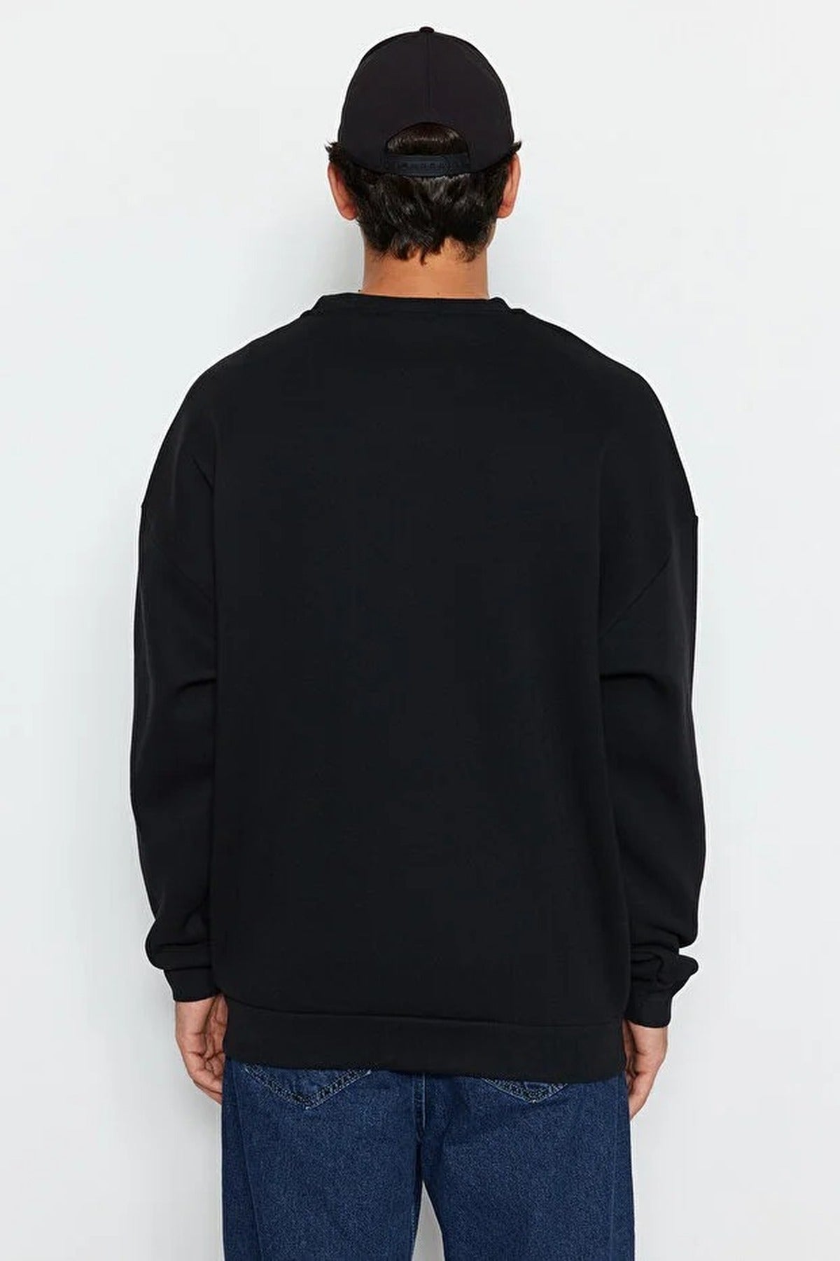 Crew Neck Animal Embroidered Sweatshirt