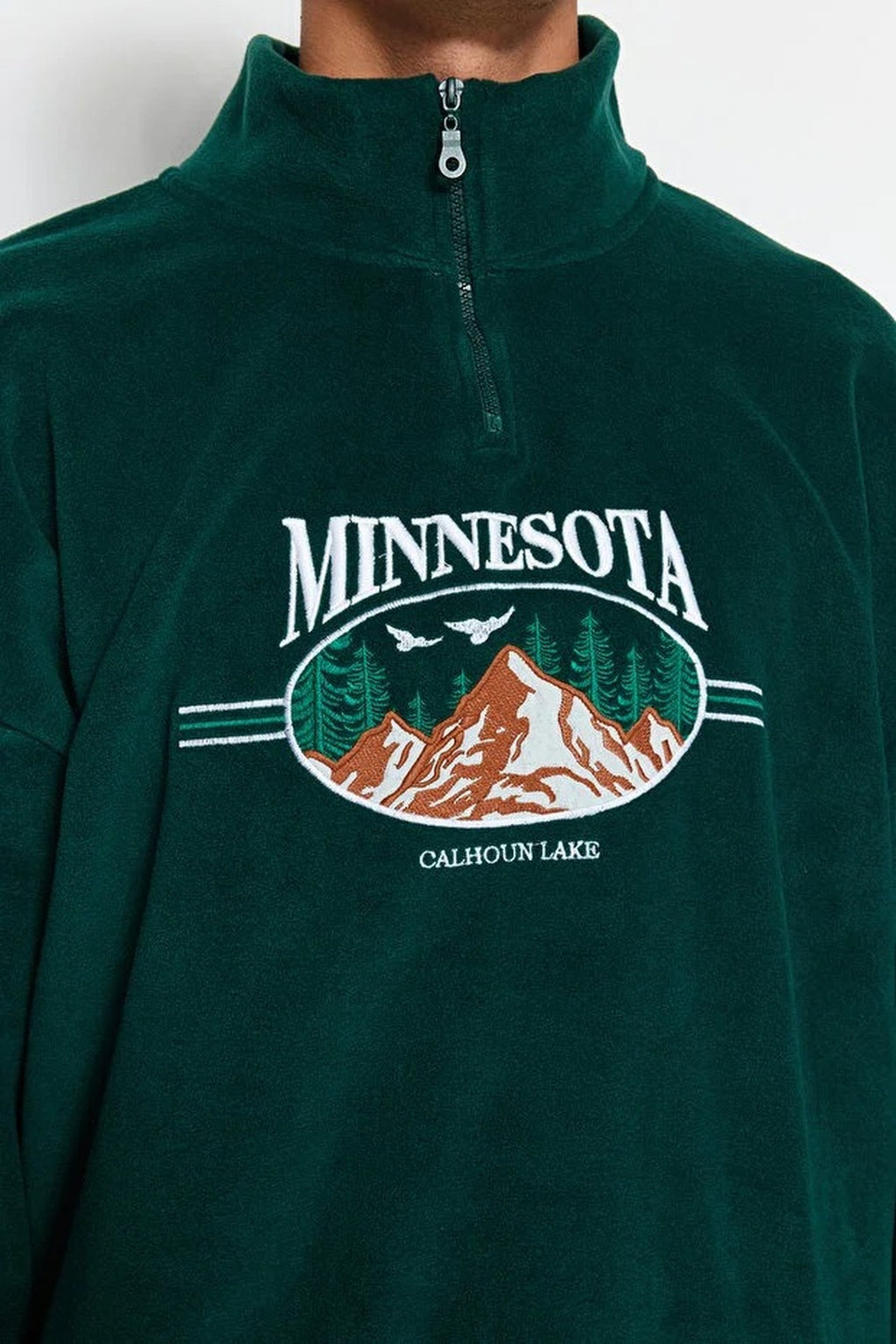 Stand Collar City Embroidery Anti-Pilling Fleece Sweatshirt