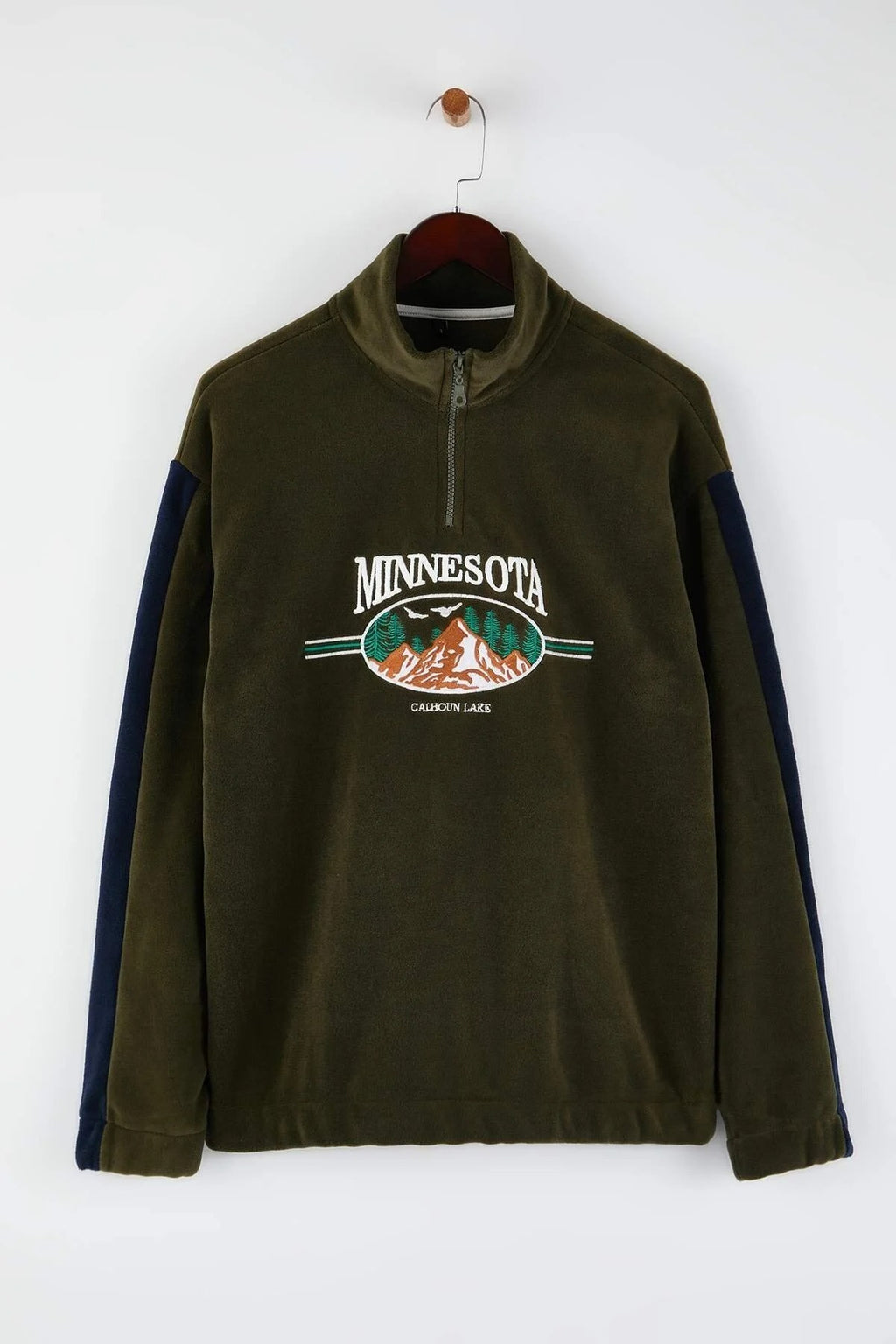 Stand Collar City Embroidery Anti-Pilling Fleece Sweatshirt