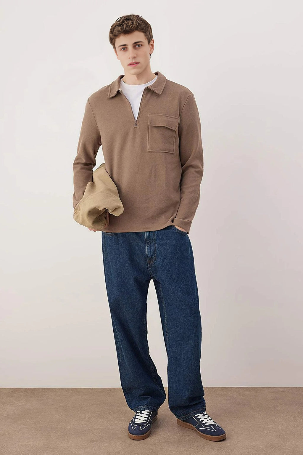 Polo Collar Zippered Sweatshirt with Pocket Detail