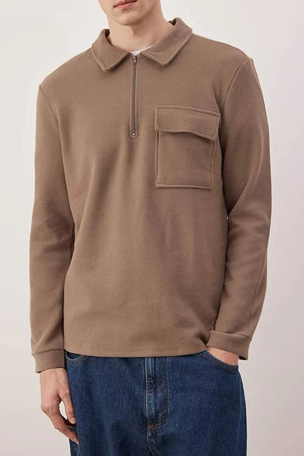 Polo Collar Zippered Sweatshirt with Pocket Detail