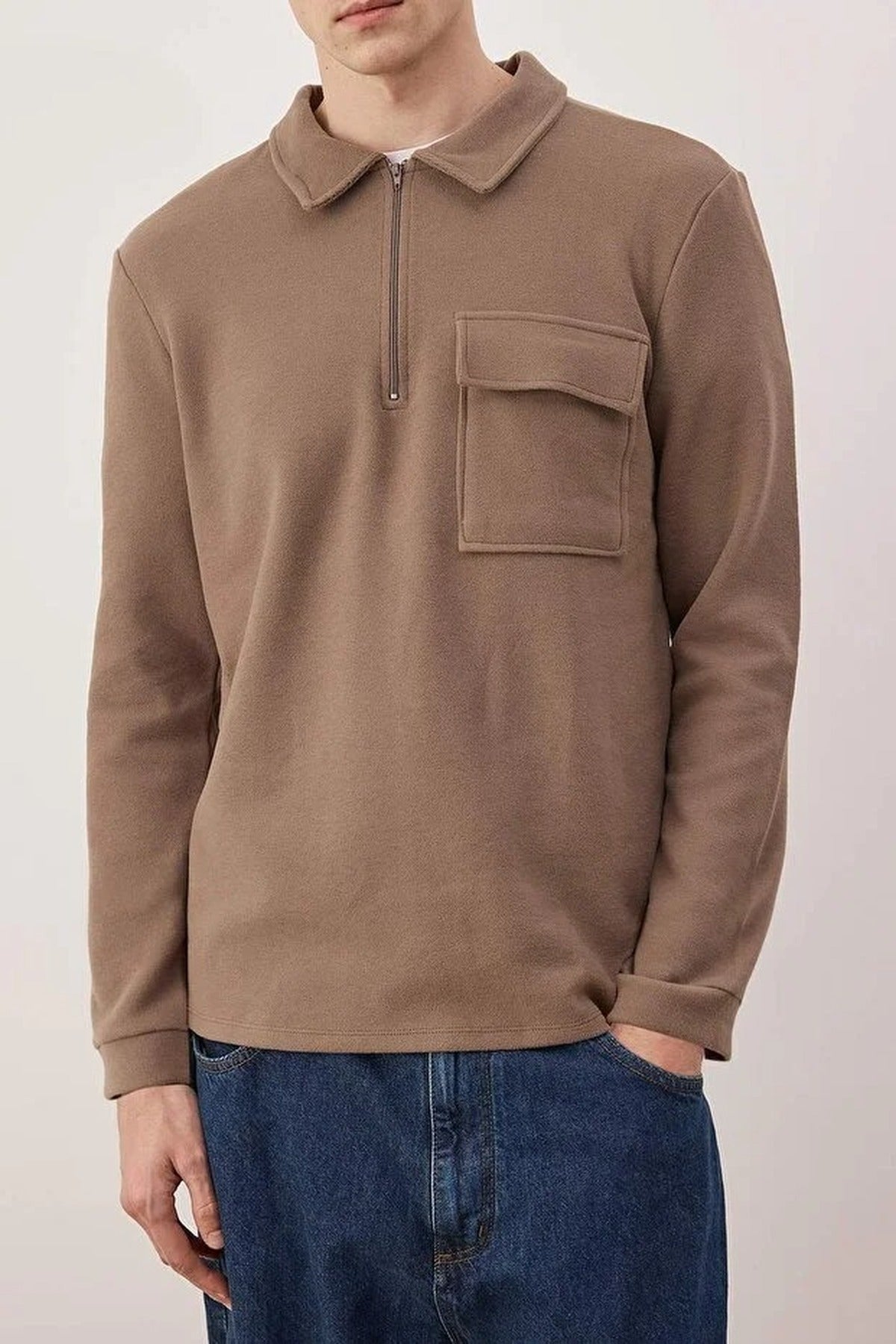 Polo Collar Zippered Sweatshirt with Pocket Detail