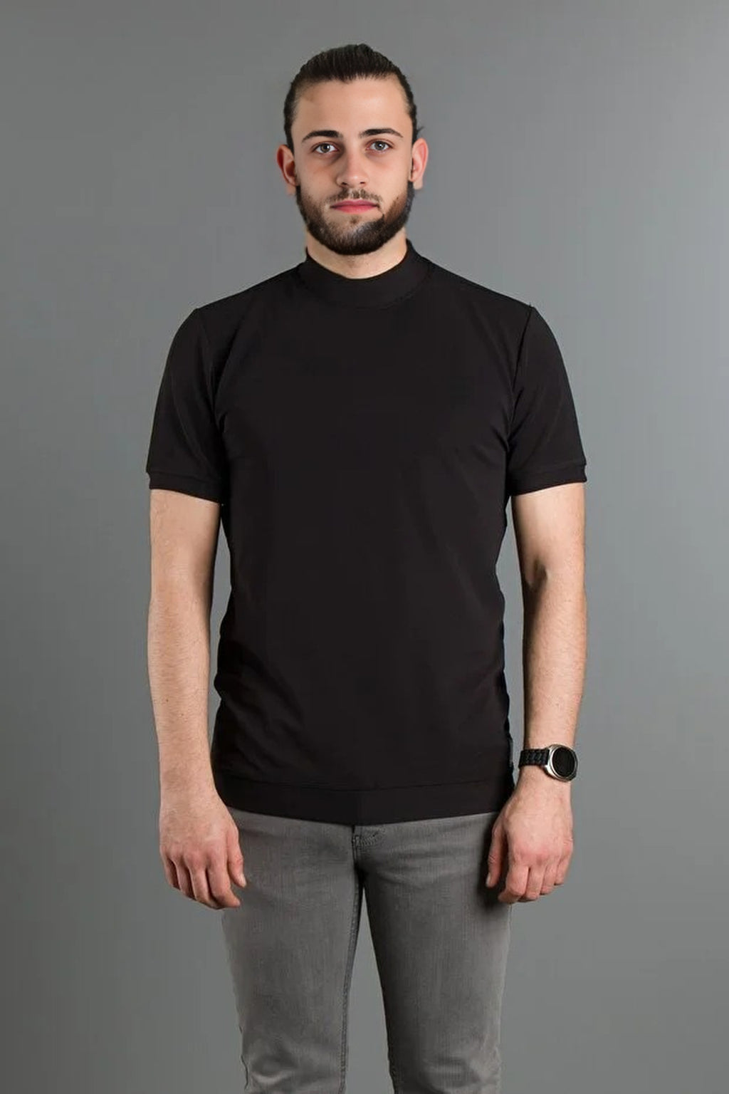 Half Turtleneck T-shirt