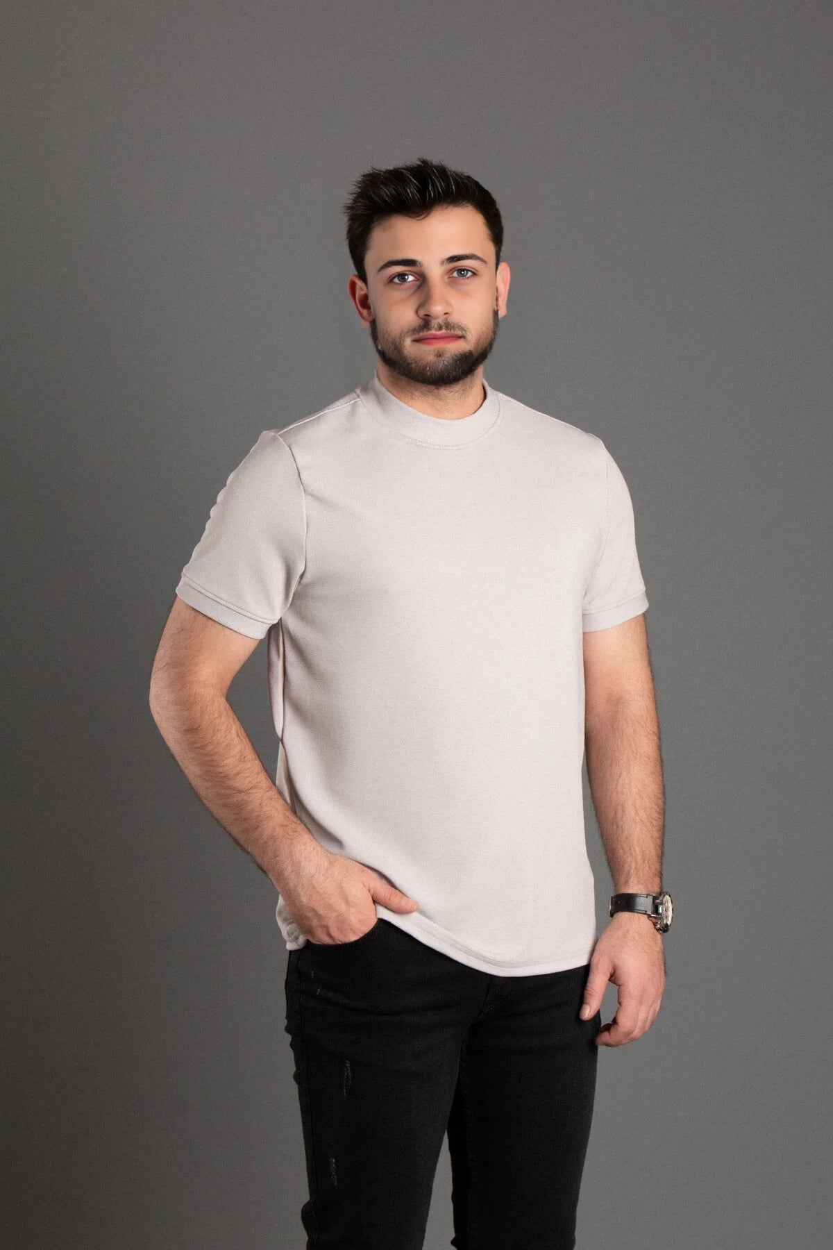 Half Turtleneck T-shirt
