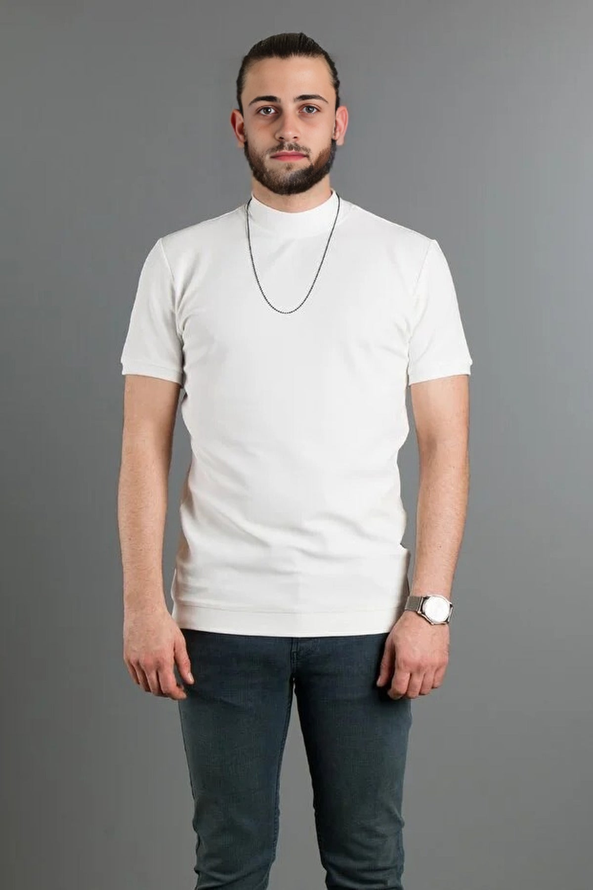 Half Turtleneck T-shirt