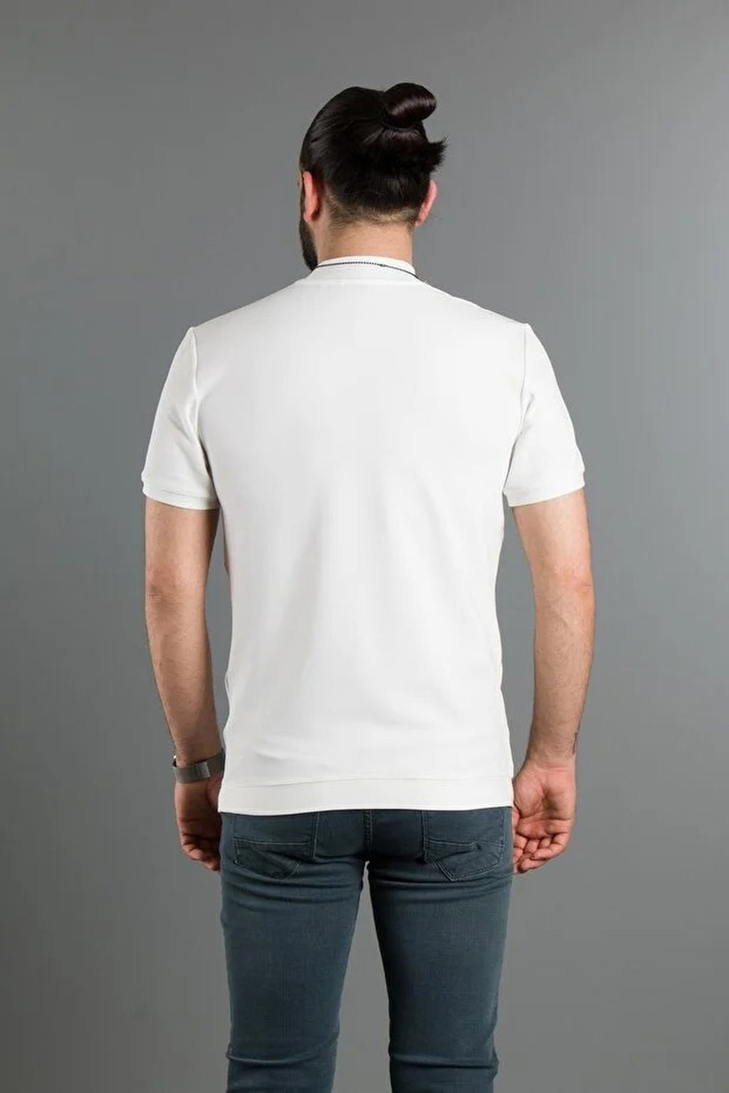 Half Turtleneck T-shirt