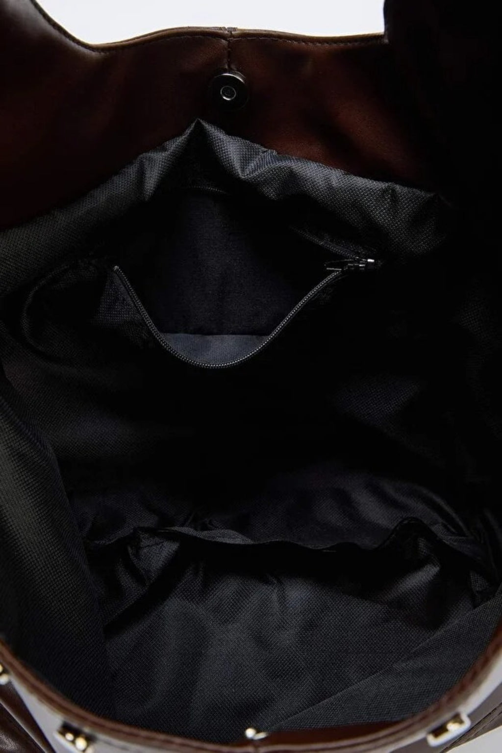 Oval Medium Shoulder Bag