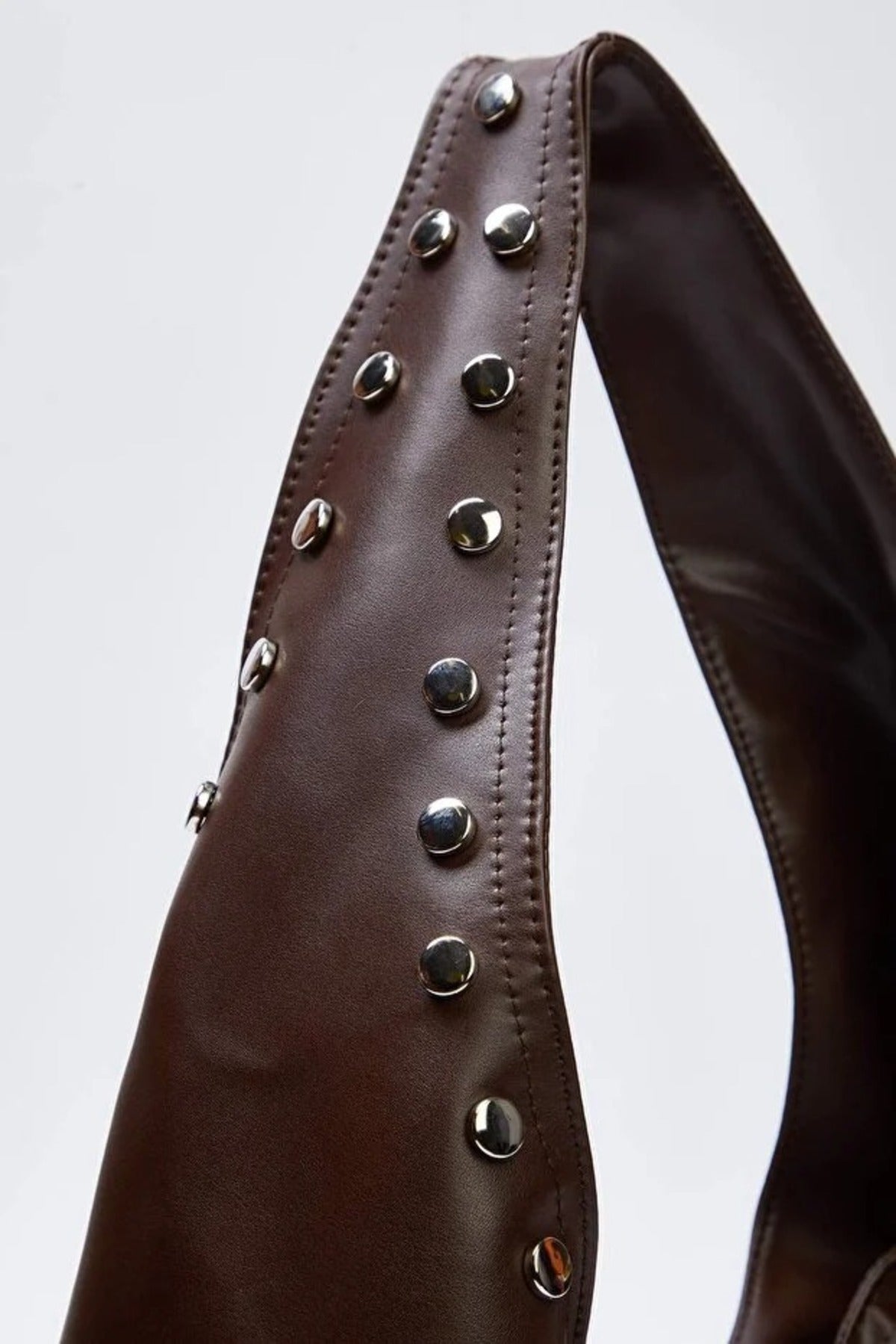 Oval Medium Shoulder Bag