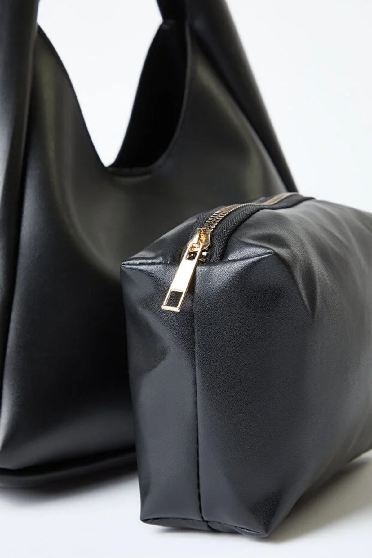 Oval Shoulder Bag with Matching Makeup Pouch