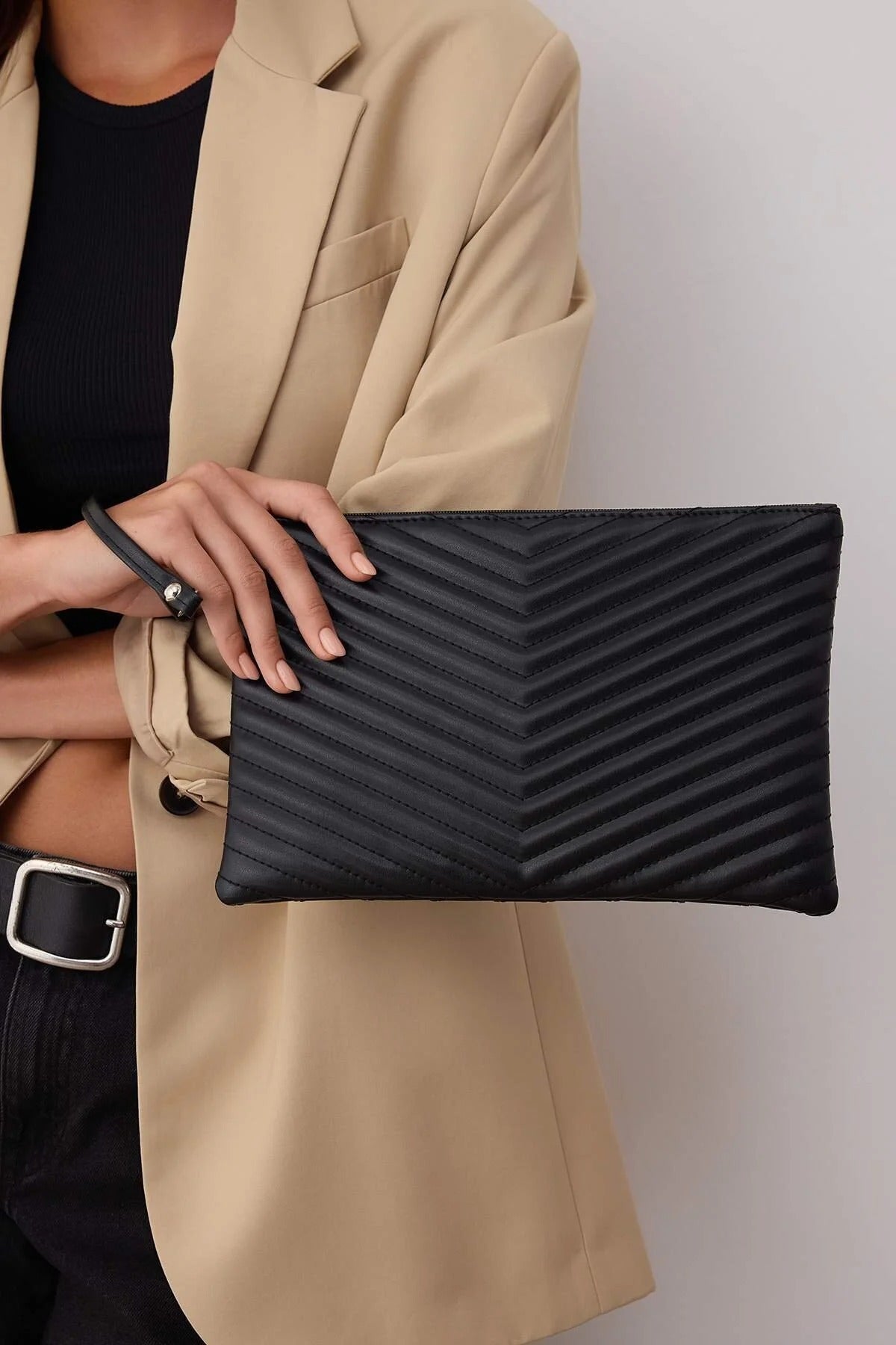 Textured Women's Clutch Bag