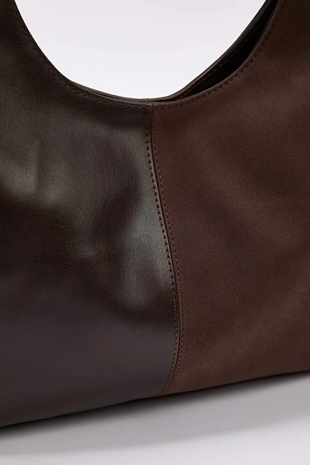 Contrasting Oval Women's Midi Shoulder Bag