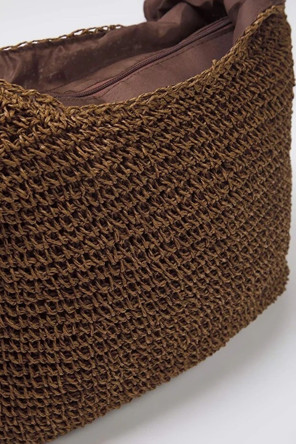 Woven Straw Women's Medium Size Shoulder Bag