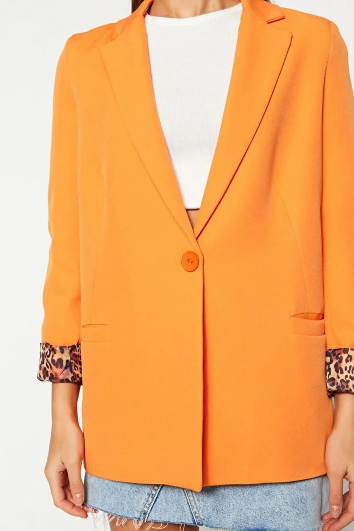 Woven Blazer Jacket with Lining Detail