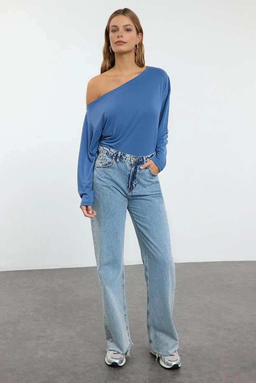 Boat Neck Relaxed Cut Knit Blouse