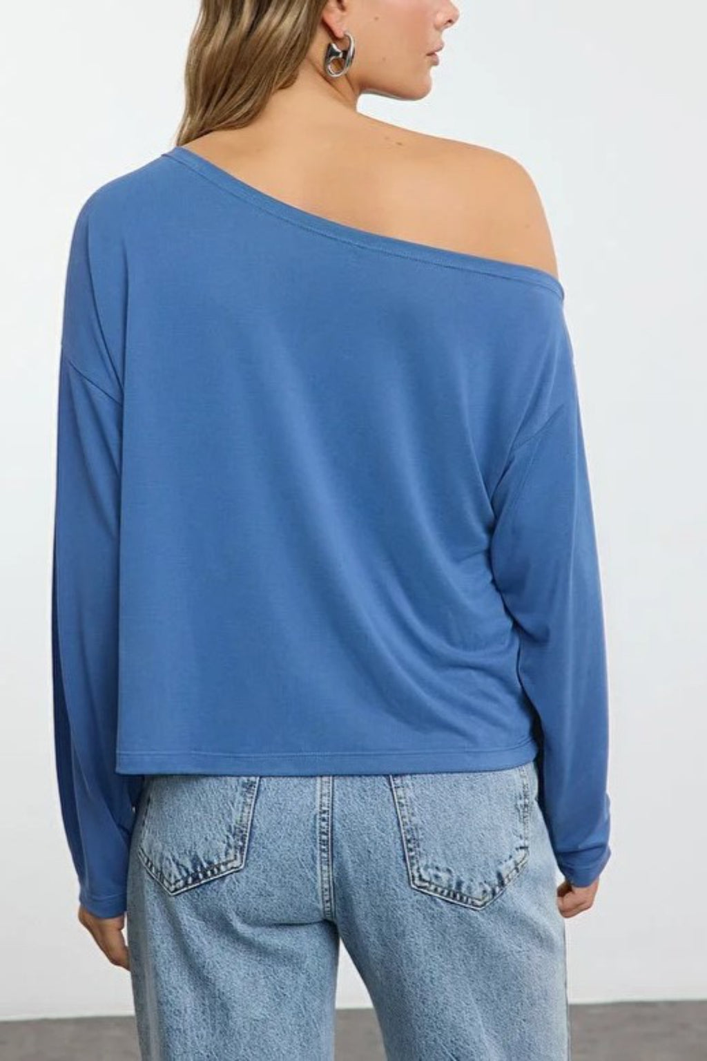 Boat Neck Relaxed Cut Knit Blouse