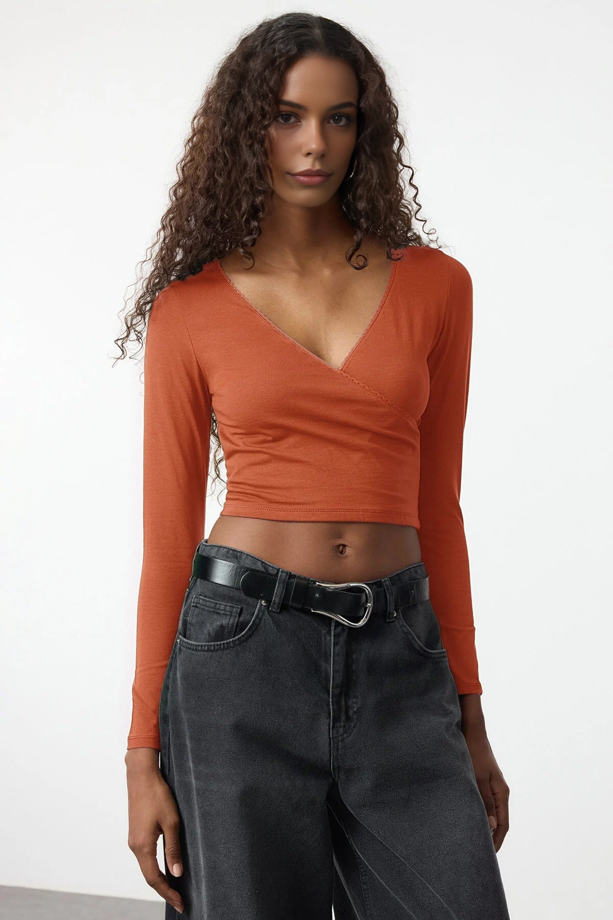 V-Neck Long Sleeve Crop Cotton Knit Blouse
