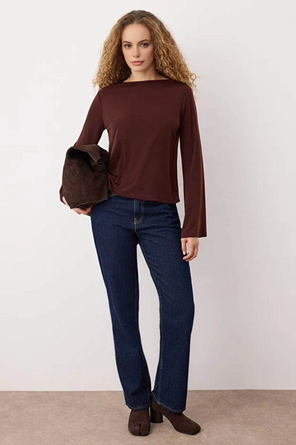 Relaxed Spanish Sleeve Flexible Knit Blouse