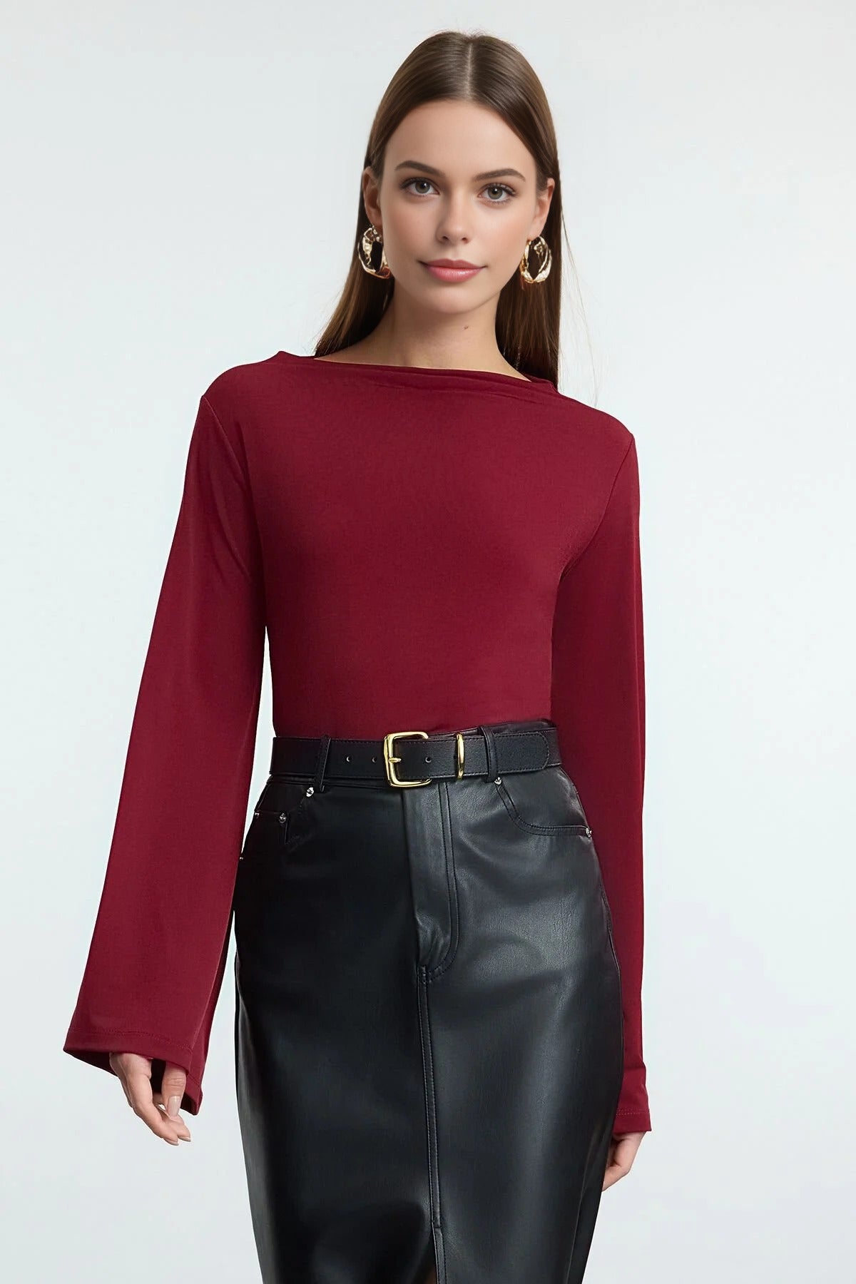 Relaxed Spanish Sleeve Flexible Knit Blouse