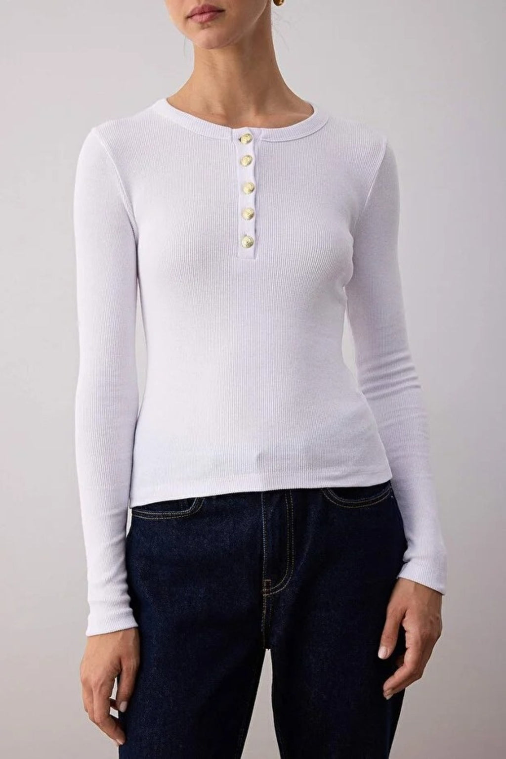 Crew Neck Fitted Knit Blouse with Button Detail
