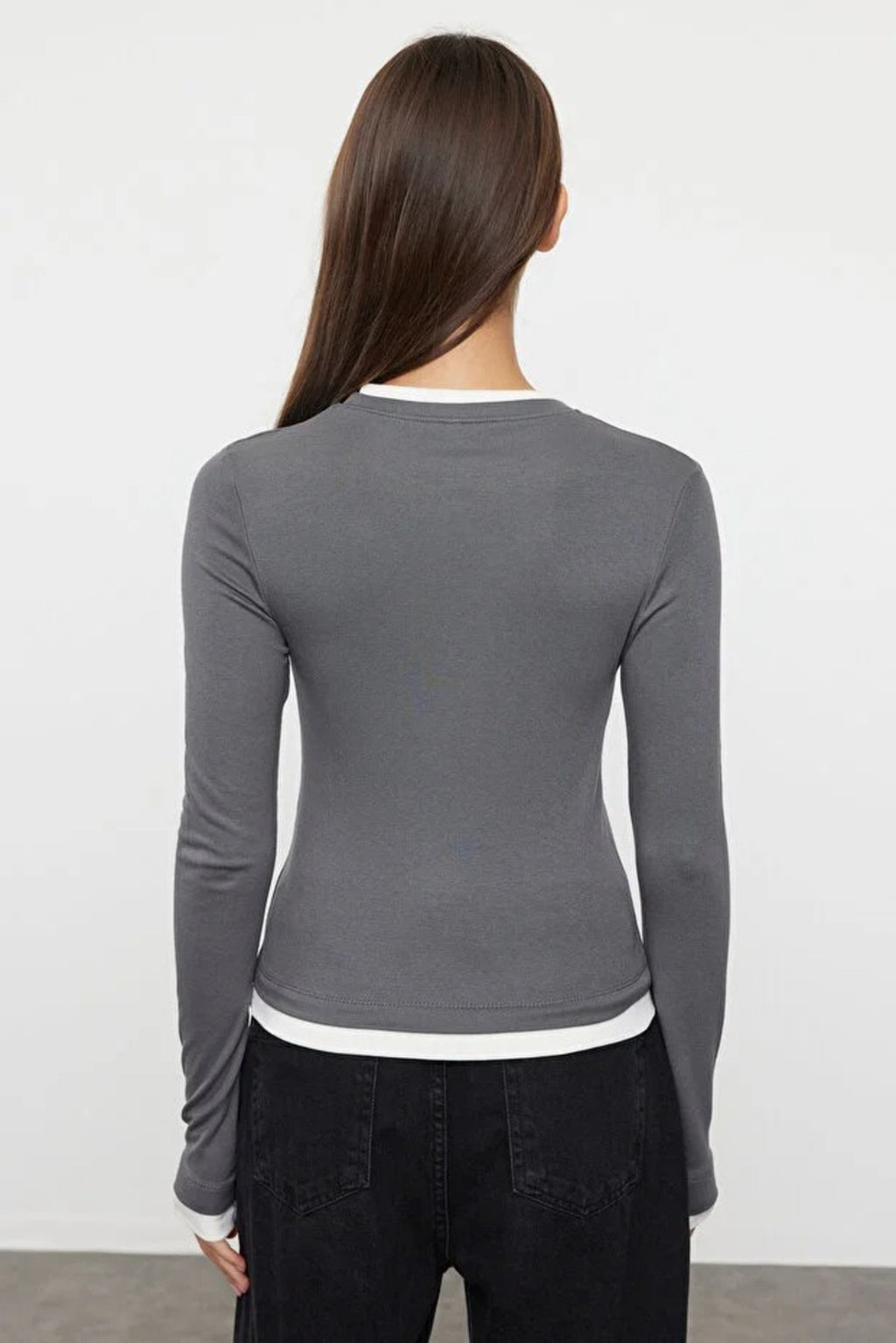 Color Block Fitted Knit Blouse