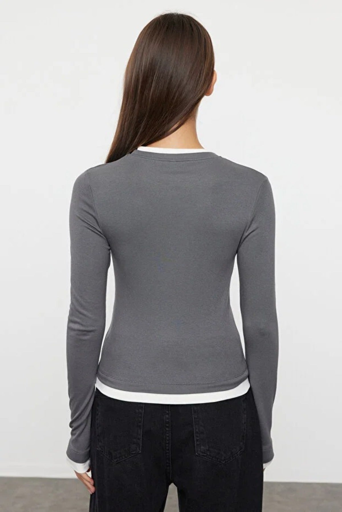 Color Block Fitted Knit Blouse