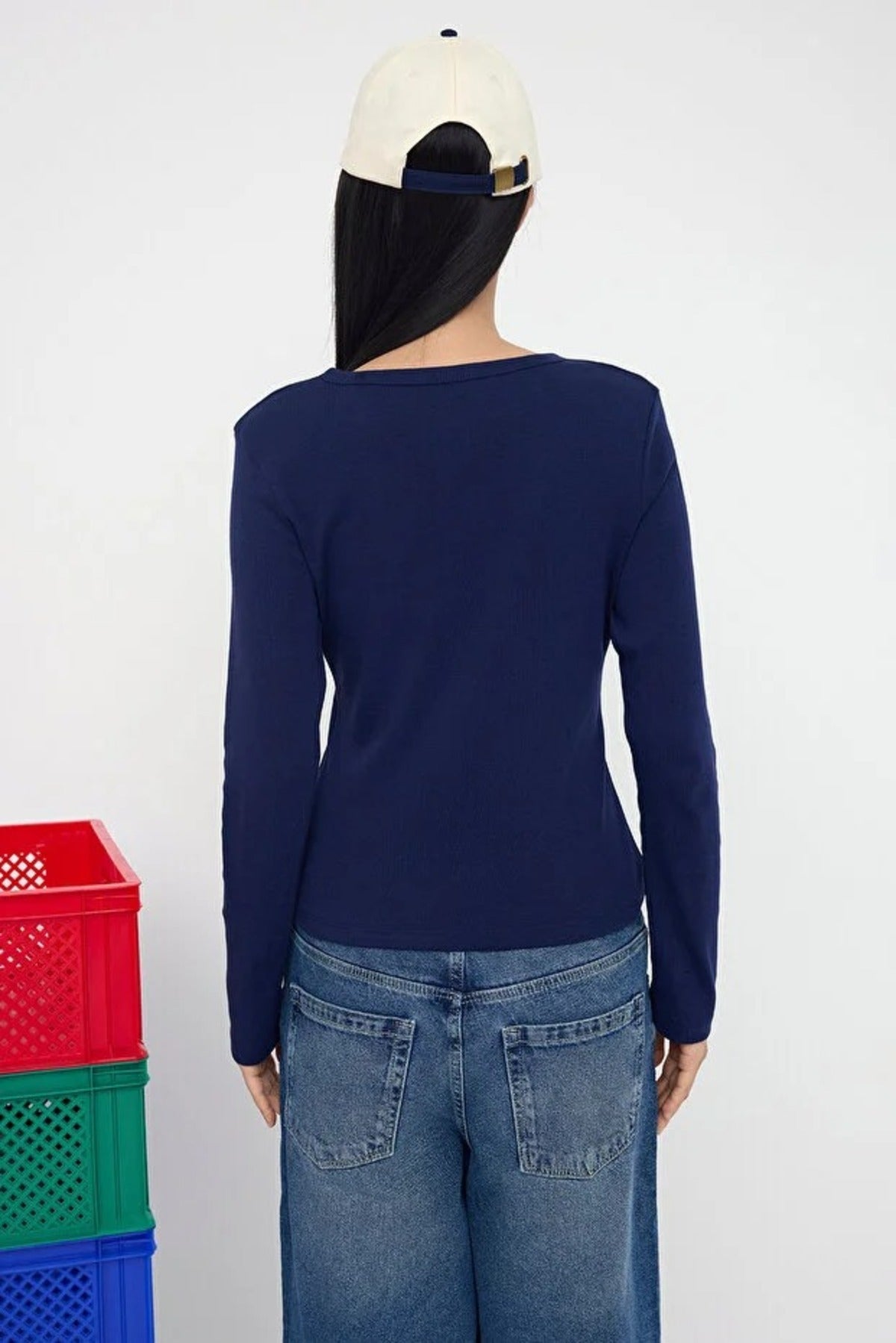 Buttoned Stretch Knit Blouse