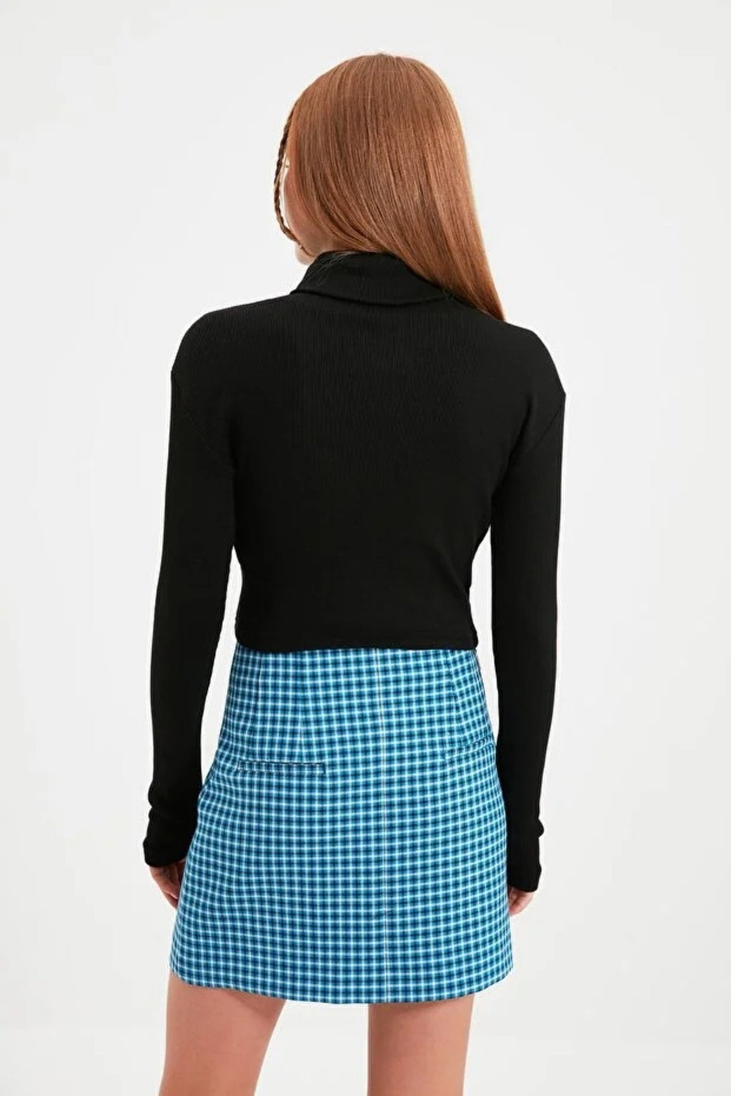 Fitted Turtleneck Knit Blouse with Finger Detail