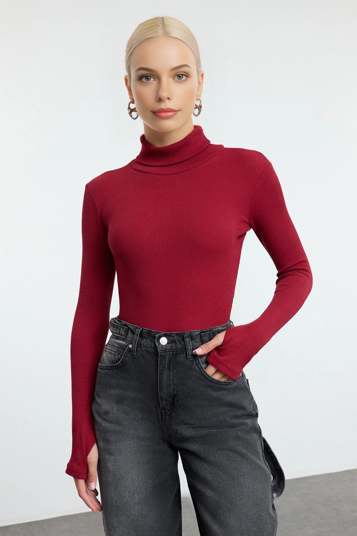 Fitted Turtleneck Knit Blouse with Finger Detail
