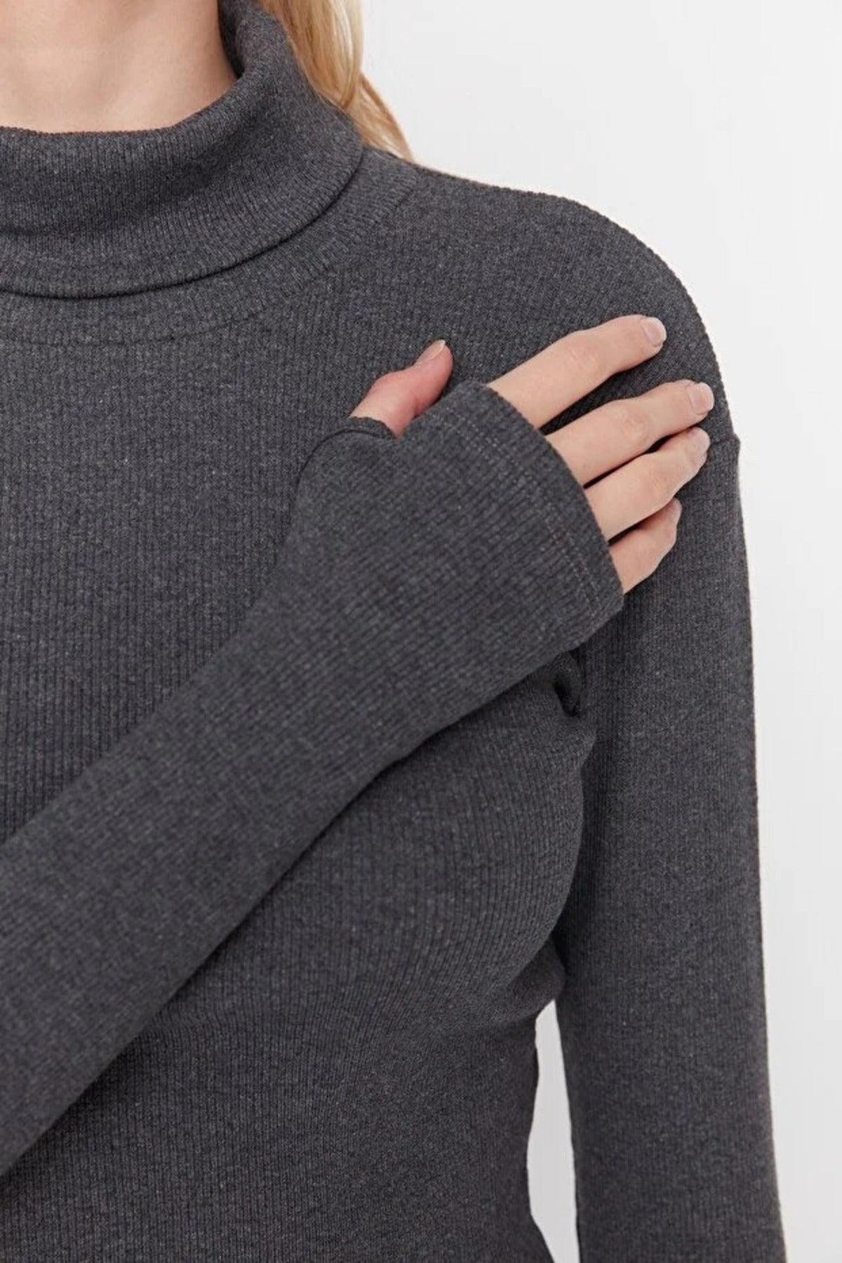 Fitted Turtleneck Knit Blouse with Finger Detail
