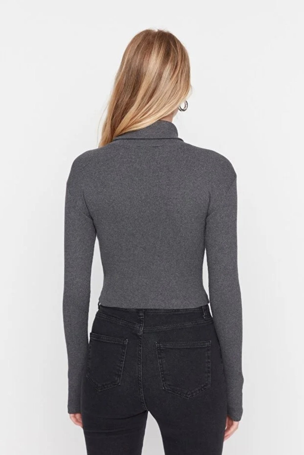 Fitted Turtleneck Knit Blouse with Finger Detail