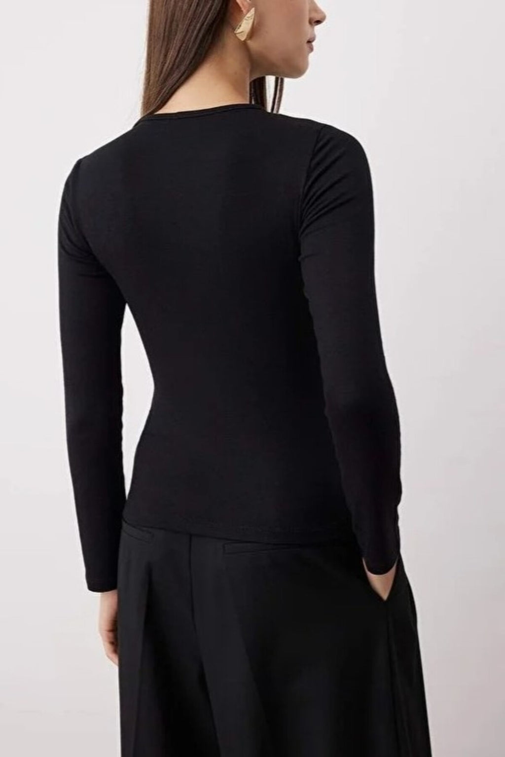 Knit Blouse with Collar Detail