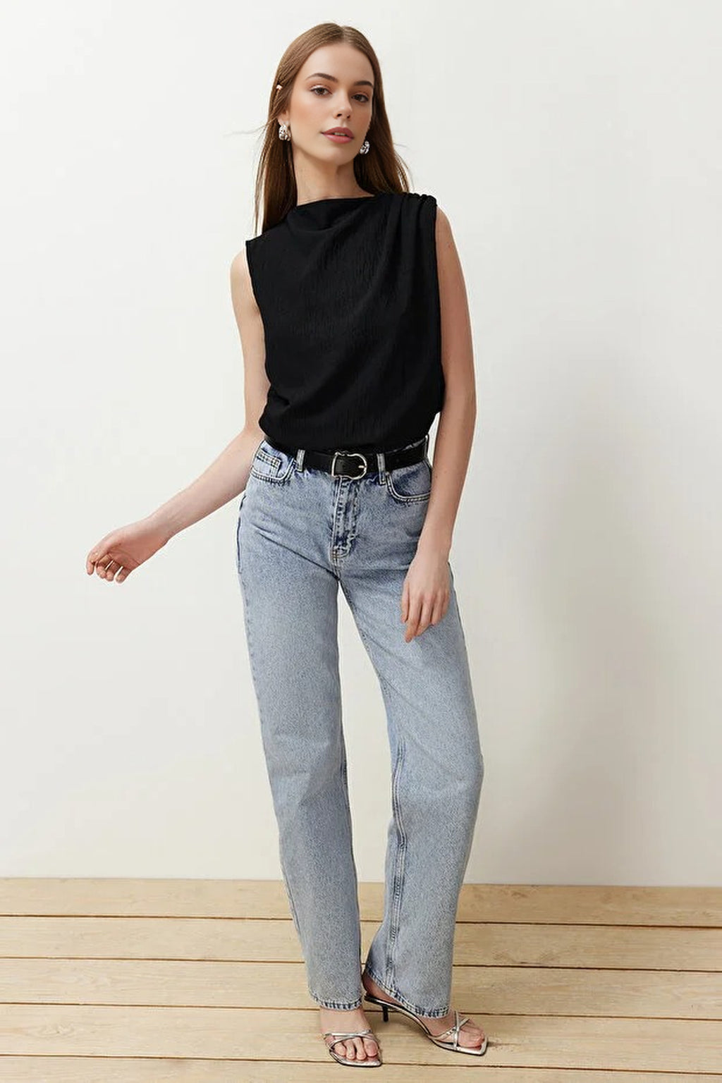 Crew Neck Woven Blouse with Gathering Detail