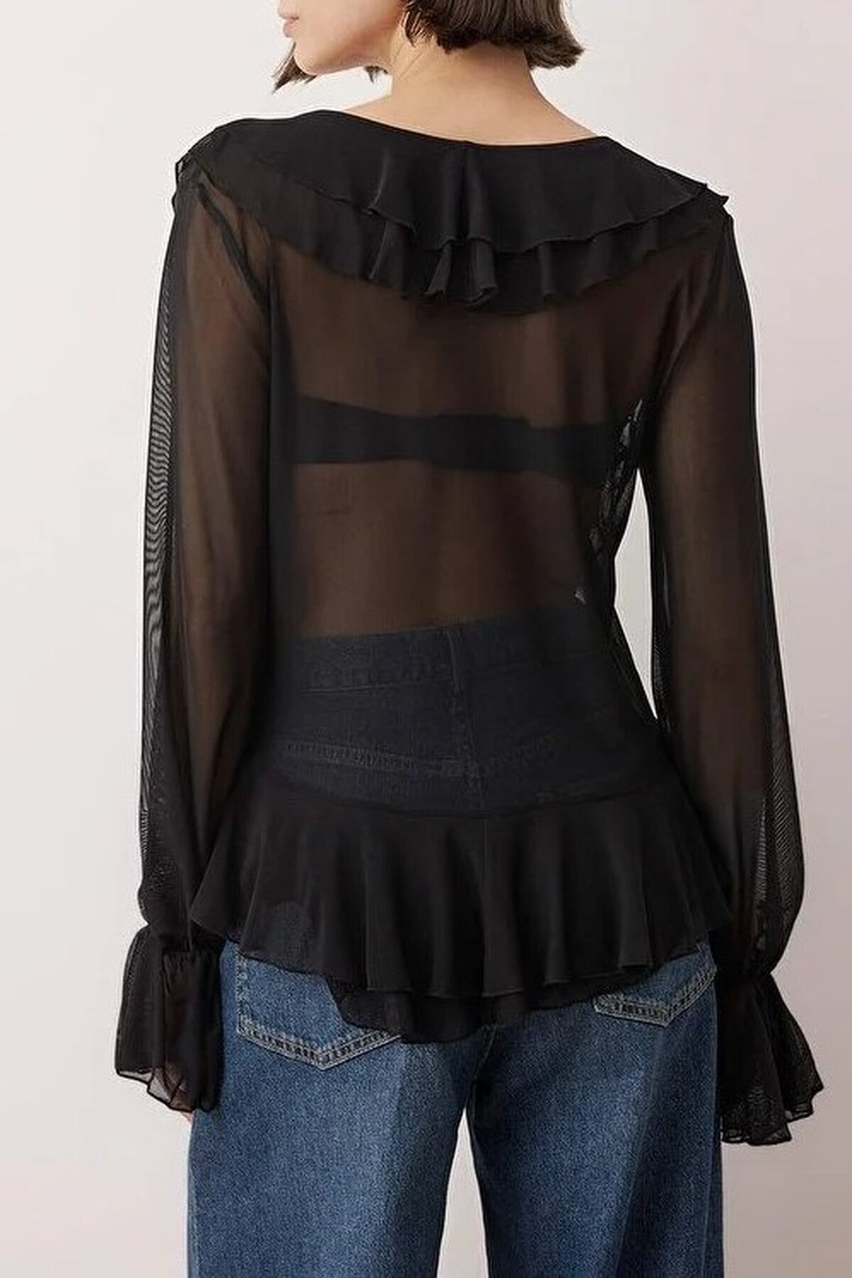 Tulle V-Neck Regular Flexible Knit Blouse with Ruffle Detail