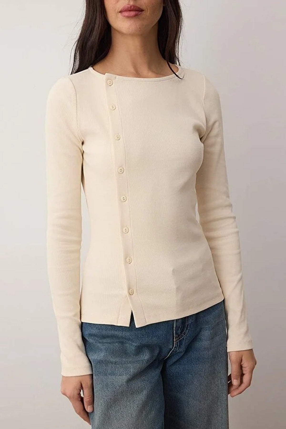Buttoned Crew Neck Ribbed Flexible Knit Blouse