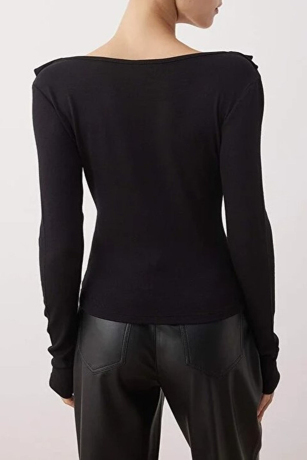 Ruffle Fitted Knit Blouse