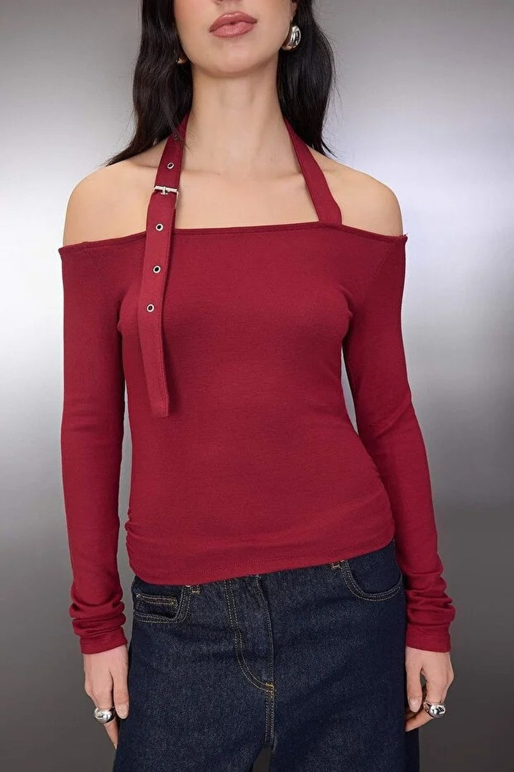 Fitted Knitted Blouse with Accessory Belt Detail