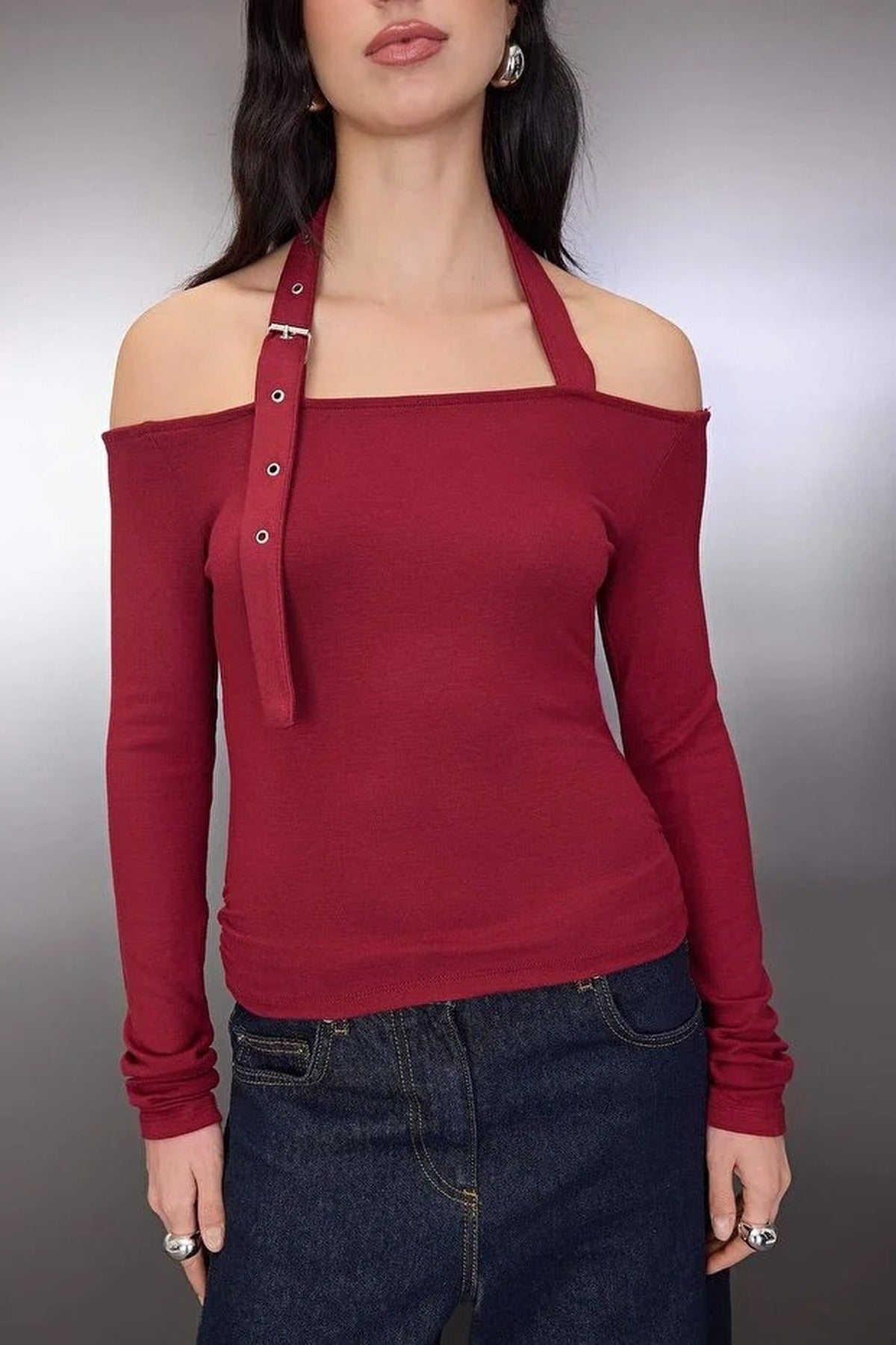 Fitted Knitted Blouse with Accessory Belt Detail
