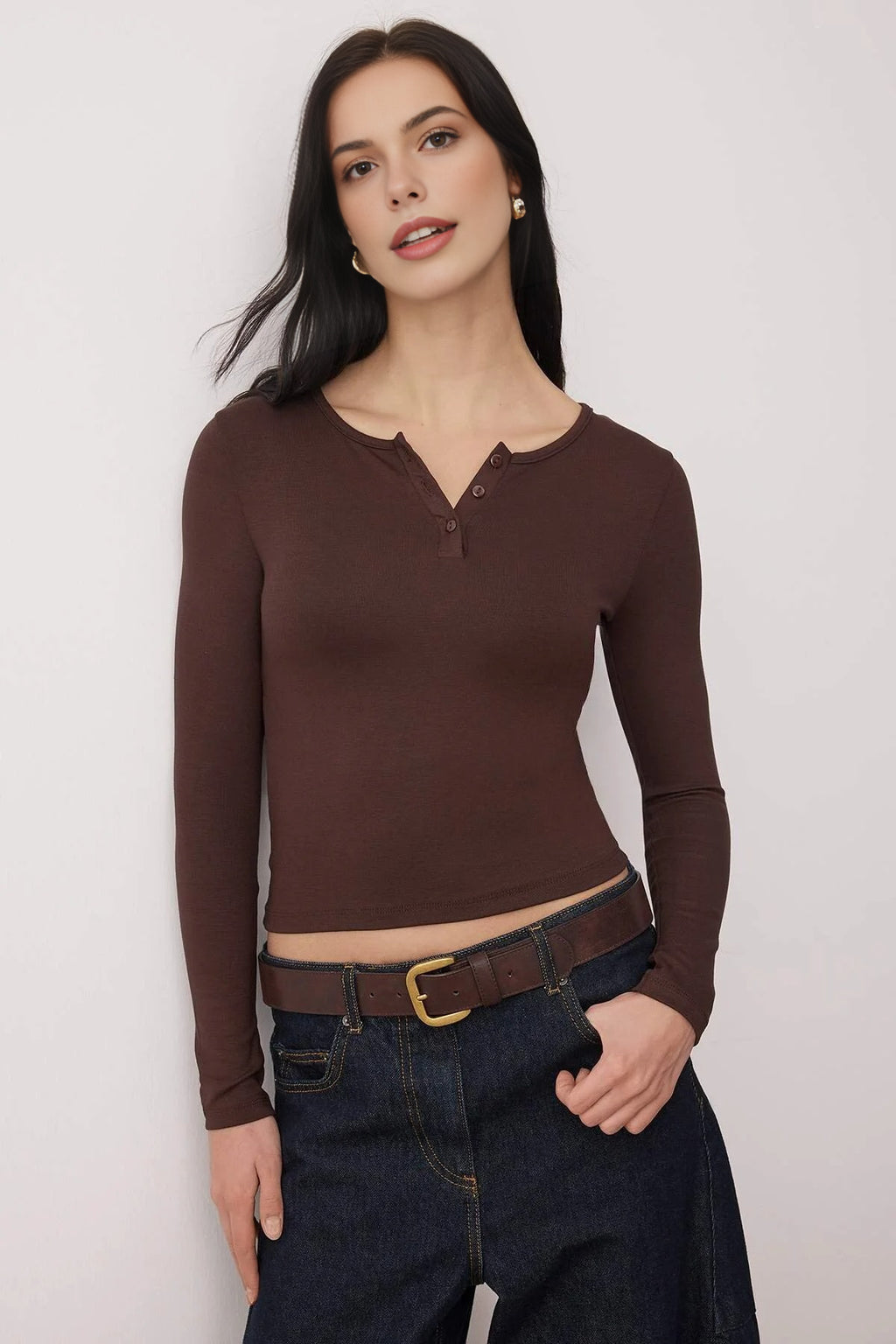 Crew Neck Buttoned Knitted Blouse