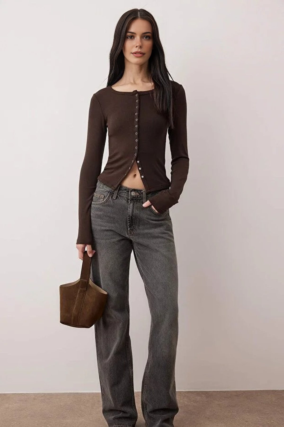 Full Front Snap Fitted Knit Blouse