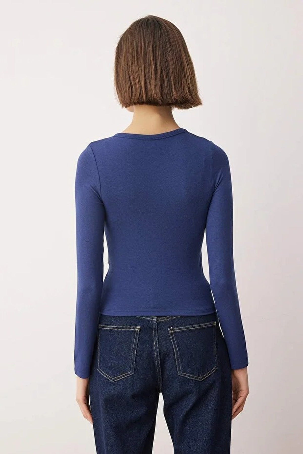 Full Front Snap Fitted Knit Blouse