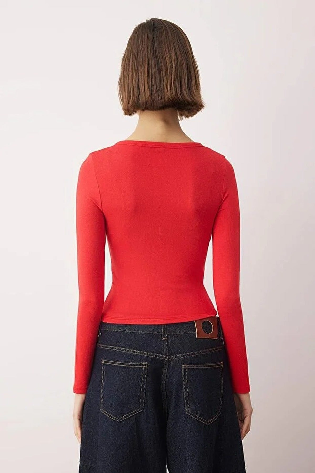Full Front Snap Fitted Knit Blouse