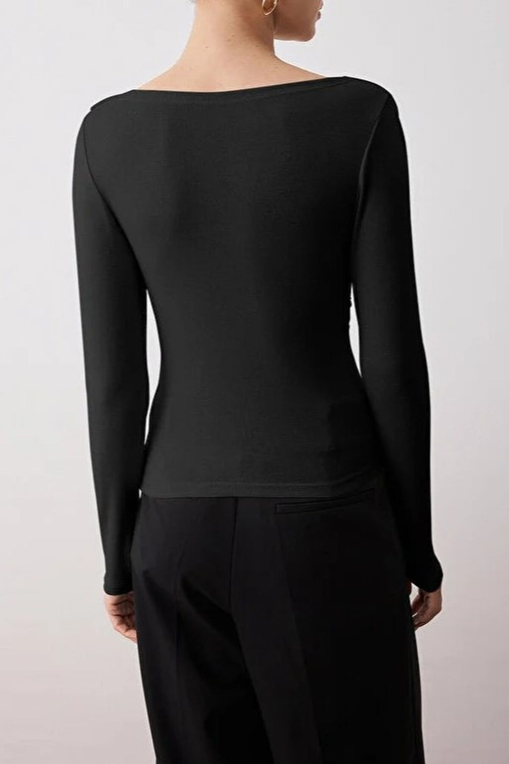 Asymmetrical Neckline Detail Flexible Knit Blouse