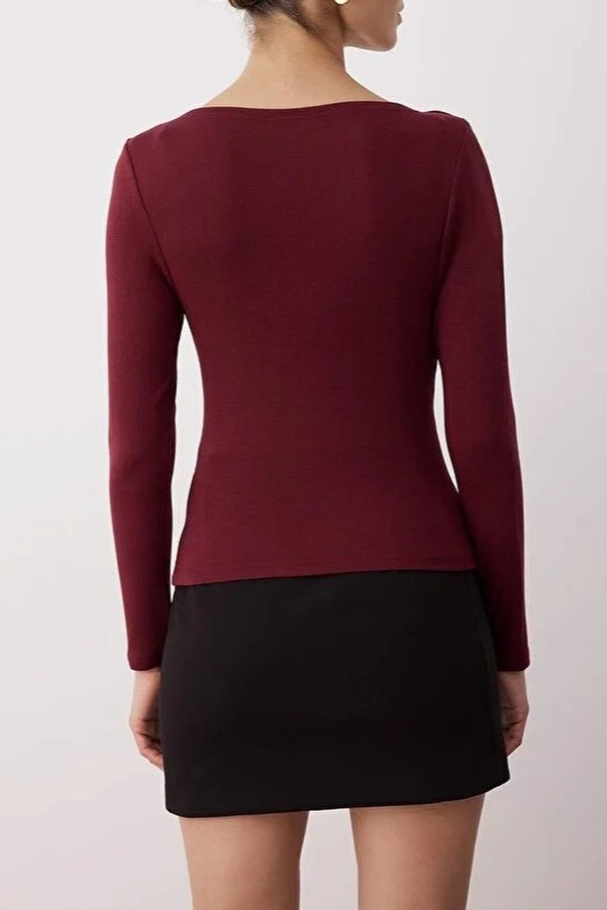 Asymmetrical Neckline Detail Flexible Knit Blouse