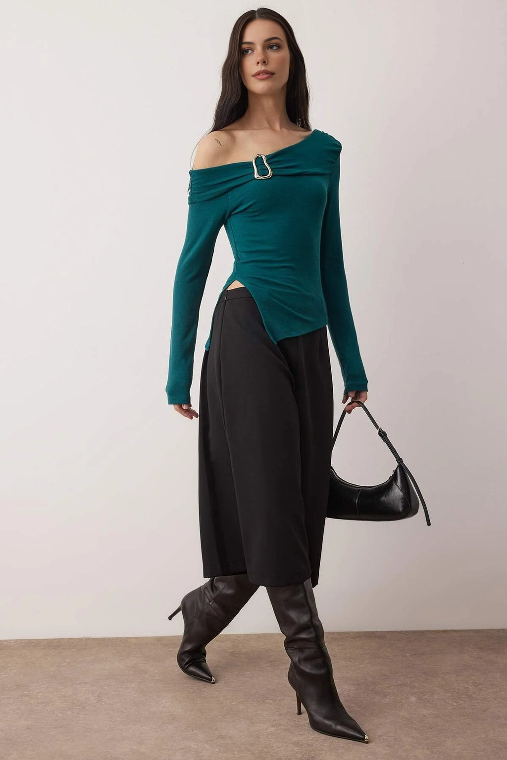 Asymmetrical Neckline Fitted Knitted Blouse with Accessory Details